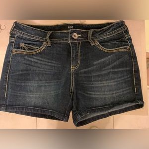 Women’s A.N.A Denim Shorts Size 10